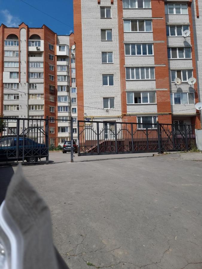 Світло Цілодобово Просторі Апартаменти Біля Гідропарку Топільче Ternopil Exterior photo